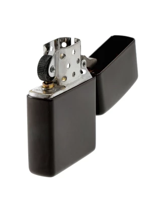 Zapalniczka Zippo Outdoor - mocne ognisko w terenie!