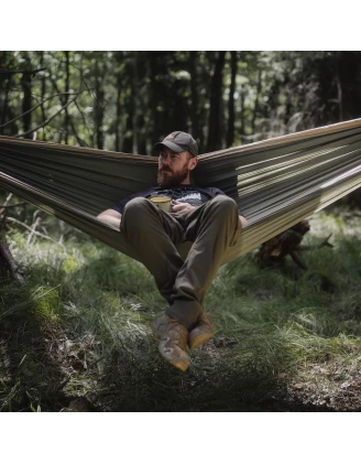 Hamak dwuosobowy: komfort i styl w kolorze zielono-brązowym!