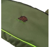 Pokrowiec na broń LPDK 19 1,25m, kolor oliwkowy haft dzik stoi w trawie, biza seledynowa