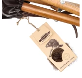 Krzesło Acropolis z siedziskiem z naturalnego futra bobra