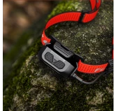 Latarka czołowa Fenix HP12R-T czerwona