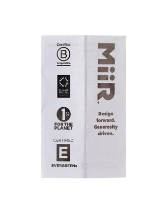 Piersiówka MiiR Aero Flask 236 ml czarna - stal nierdzewna | imag24.pl