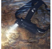 Latarka czołowa Fenix HM61R V3.0 - 1800 lm, wielofunkcyjna Latarka czołowa Fenix HM61R V3.0 - 1800 lm, wielofunkcyjna