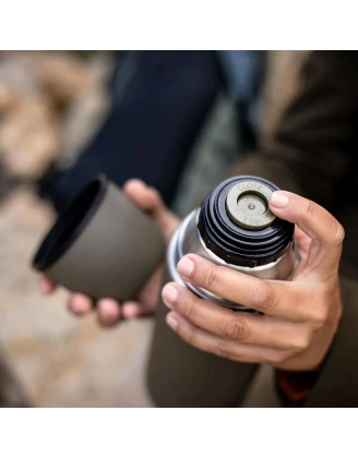 Termos Esbit Vacuum Flask 0,5 L Oliwa | Izolacja Próżniowa | imag24.pl