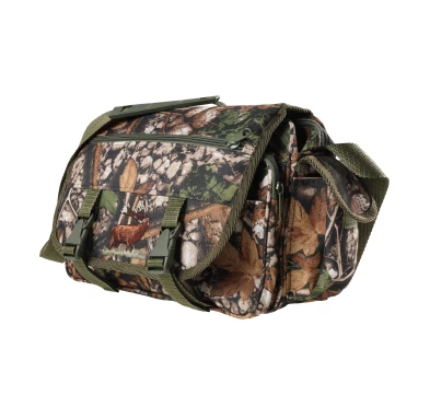 Raportówka myśliwska Forsport z siedziskiem - leśny kamuflaż, haft jeleń ryczy w trawie