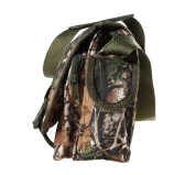 Raportówka myśliwska Forsport z siedziskiem - leśny kamuflaż, haft jeleń ryczy w trawie Raportówka myśliwska Forsport z siedziskiem - leśny kamuflaż, haft jeleń ryczy w trawie