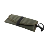 Siedzisko Forsport składane z karimatą - oliwkowy, haft dzik stoi w trawie