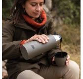 Termos Esbit Vacuum Flask 0,75 l oliwkowy Termos Esbit Vacuum Flask 0,75 l oliwkowy