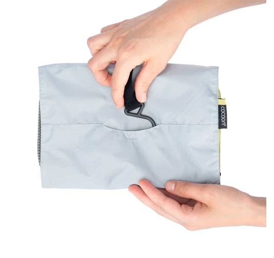Kosmetyczka turystyczna Cocoon Hanging Toiletry Kit, szara