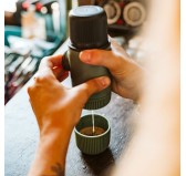 Podróżny ekspres Wacaco Nanopresso Moss Green z etui Podróżny ekspres Wacaco Nanopresso Moss Green z etui